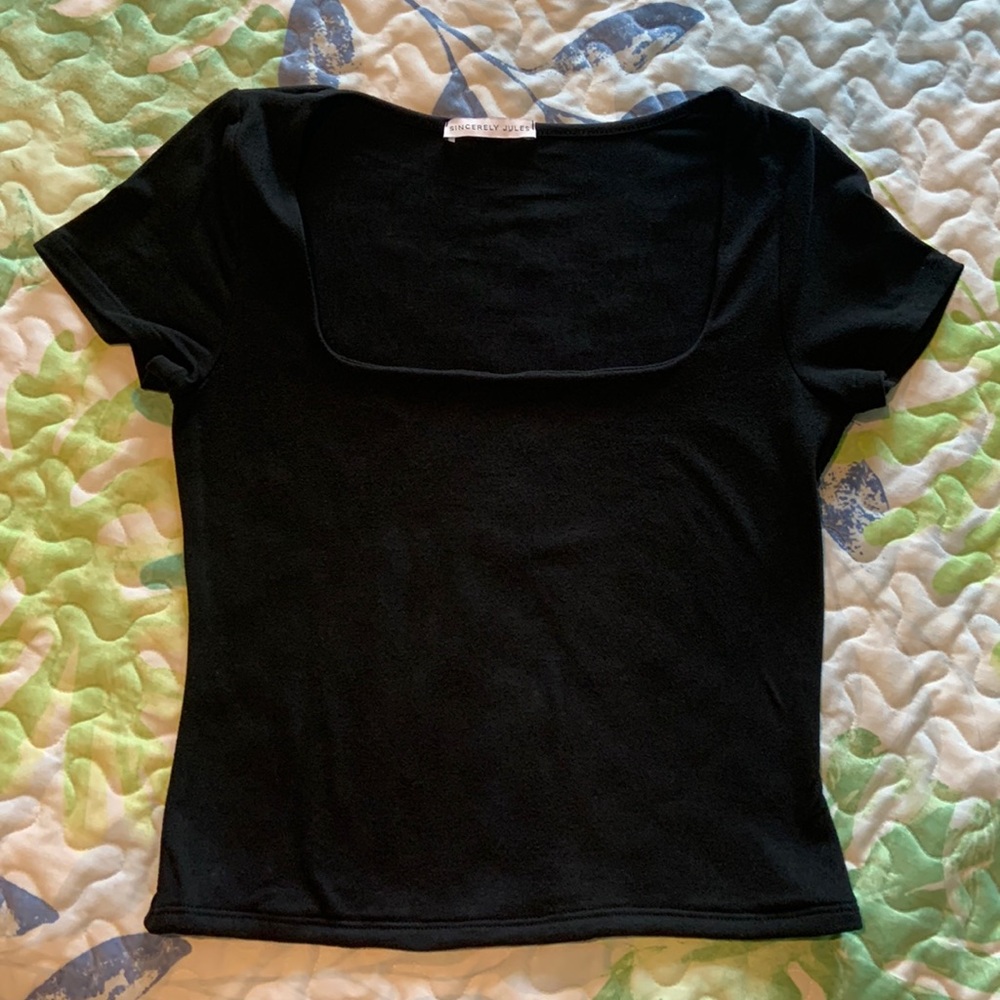 Black square neck crop top